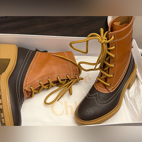 CHLOE Oxford Leather Boots - Picture 8 of 13